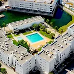 Marina Harbour 18 By Destination Algarve