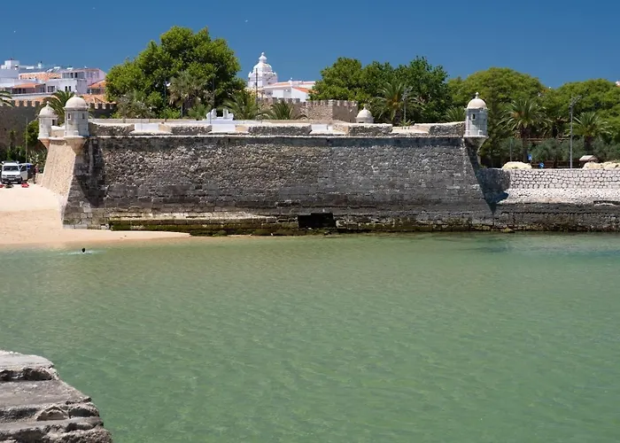 Marina Harbour 18 By Destination Algarve * Lagos