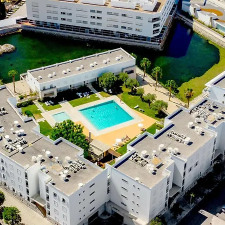 Marina Harbour 18 By Destination Algarve