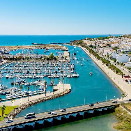 Marina Harbour 18 By Destination Algarve