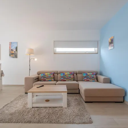 Marina Harbour 18 By Destination Algarve *
