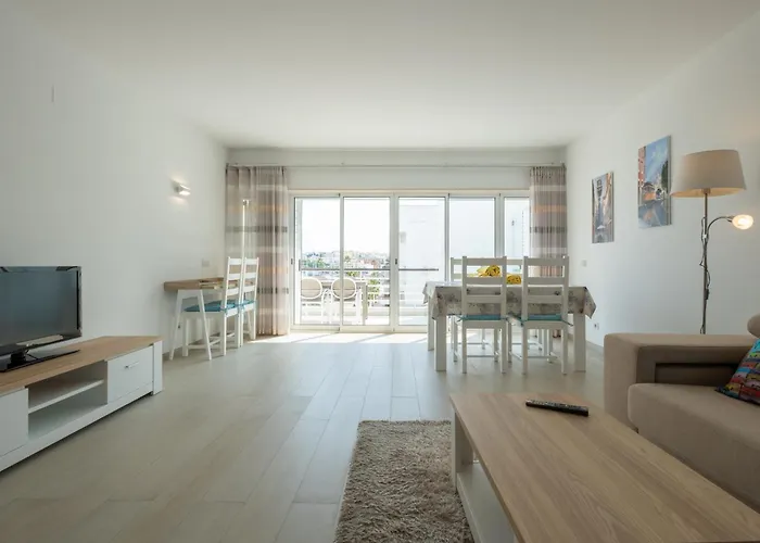 Marina Harbour 18 By Destination Algarve *