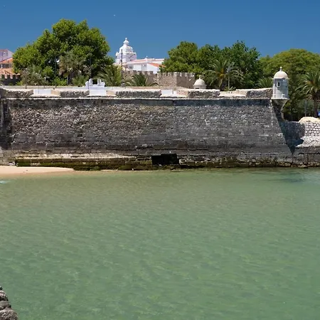 Marina Harbour 18 By Destination Algarve * Lagos