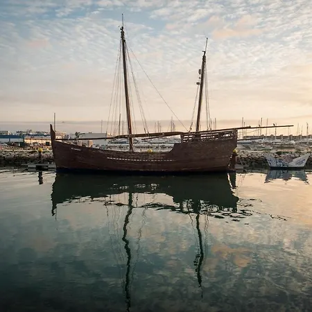 Marina Harbour 18 By Destination Algarve *