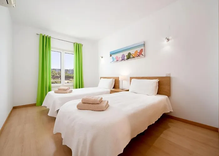Marina Harbour 18 By Destination Algarve *
