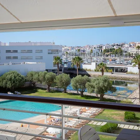 Marina Harbour 18 By Destination Algarve * 拉哥斯